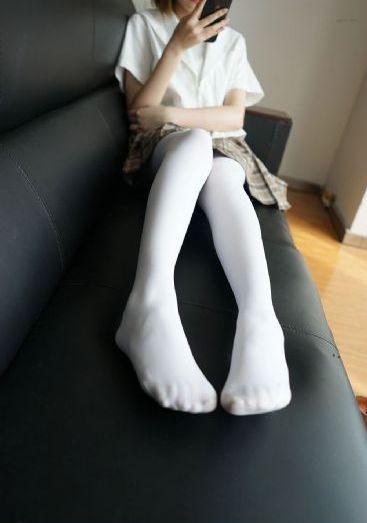 精品日韩丝袜在线一区_高清在线播放
