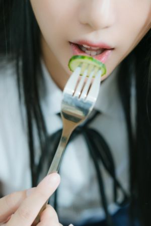 日韩精品78页_高清动漫在线观看