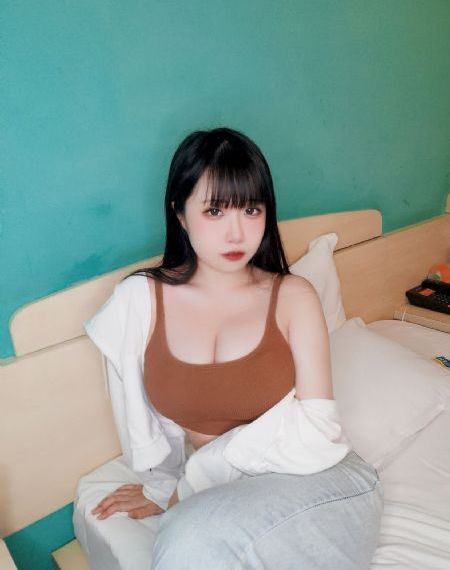 国产在线黑丝_BD英语HD高清在线观看