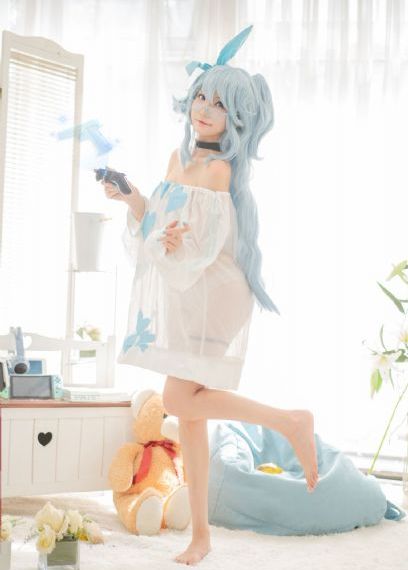 个性欧美短袖_超清完整视频观看
