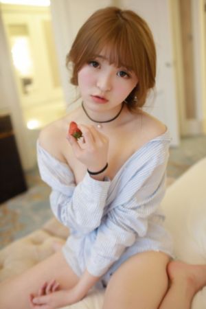 欧美大衣街拍品牌图片_DVD电影完整版