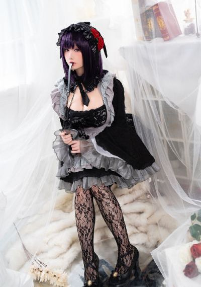 欧美黄色大衣美女照片_1080P电影在线看