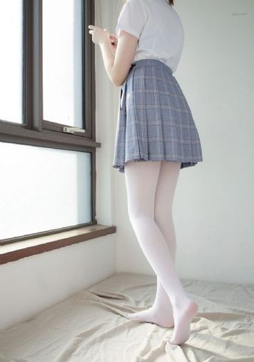 欧美日韩精品久久久_HD日本电影免费
