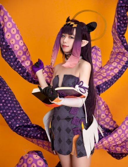 欧美白嫩丰满女友_BD神马在线观看